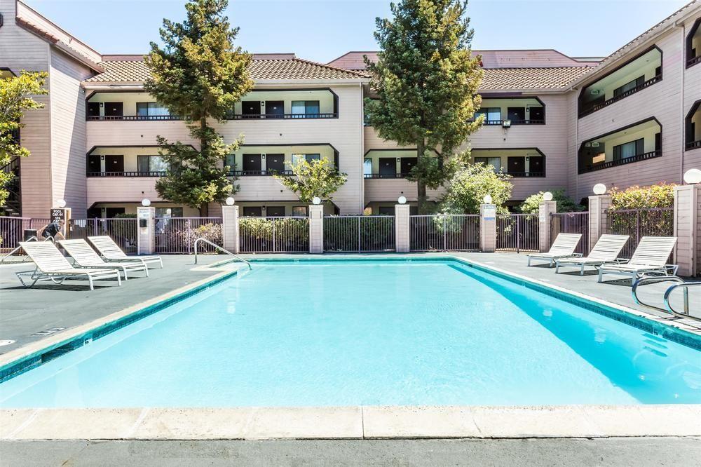 Country Inn & Suites By Radisson, Vallejo Napa Valley, Ca Εξωτερικό φωτογραφία