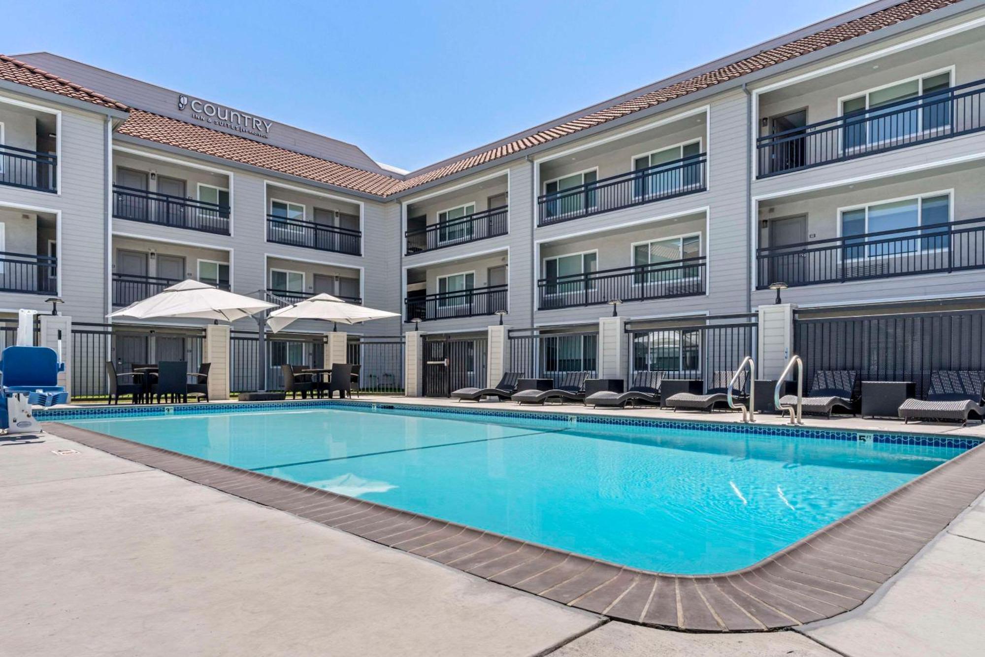 Country Inn & Suites By Radisson, Vallejo Napa Valley, Ca Εξωτερικό φωτογραφία